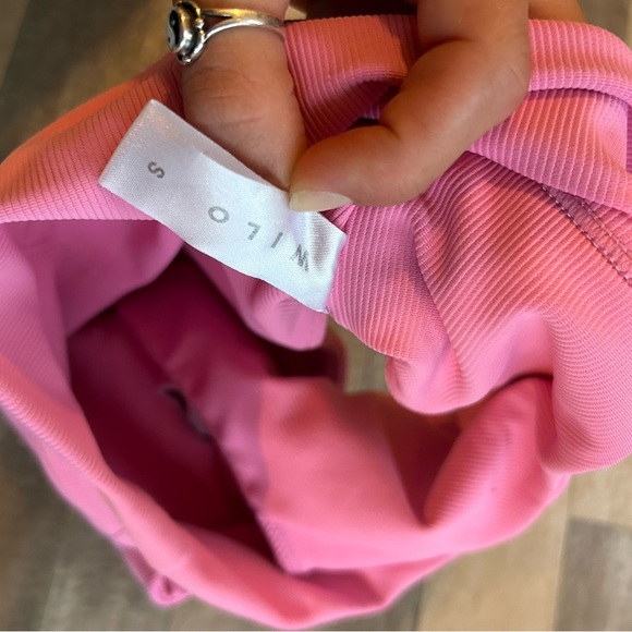 Wilo small high neck ribbed bright pink sports bra long line - Picture 3 of 3